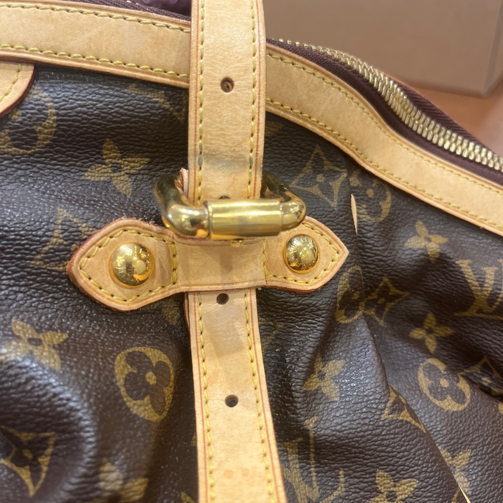 Louis Vuitton Monogram Canvas Top-Handle Tote with Vachetta Trim - Picture 16 of 16